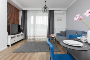 Warsaw Ursynów Apartment with Balcony by Renters